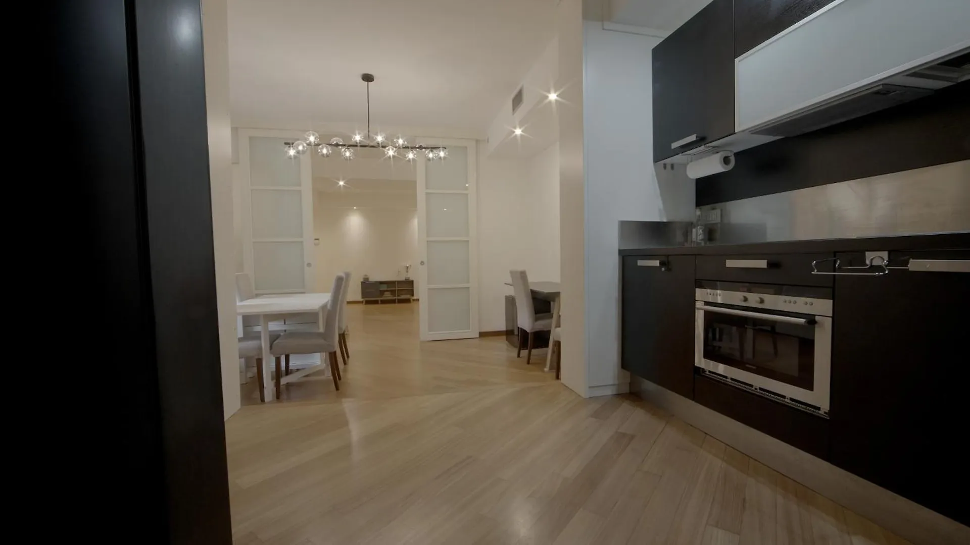 Trilocale Milano Centro Apartment 0*, Milan Italy